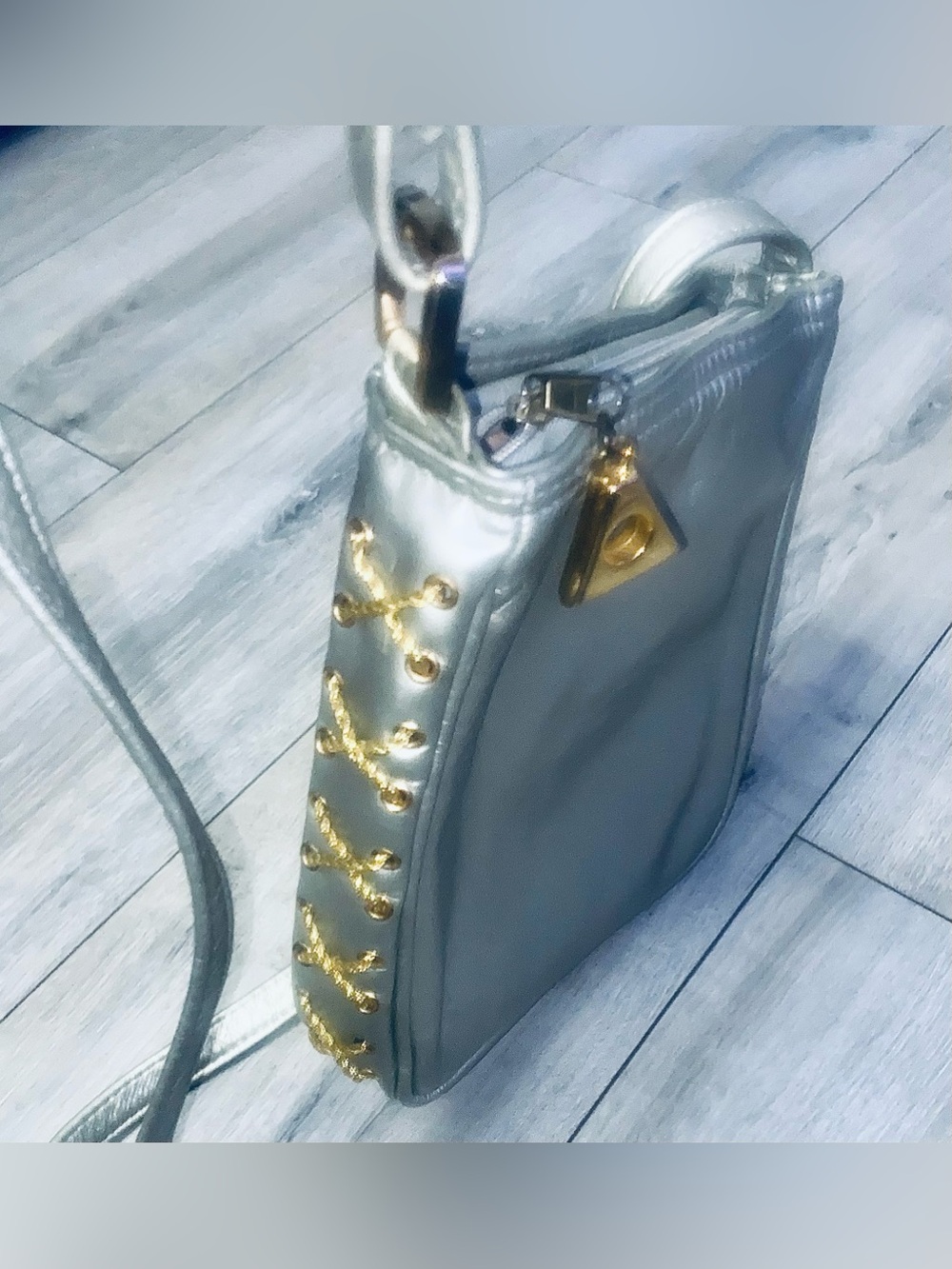 Women’s Vintage Metallic Silver Gold Side Laced Detail Crossbody Shoulder Bag